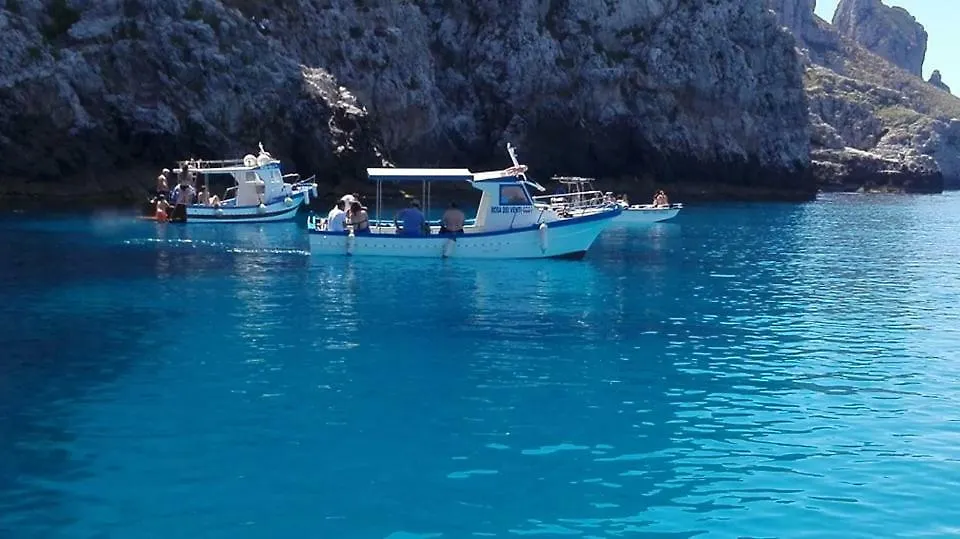Il Viaggiatore Marettimo Italy